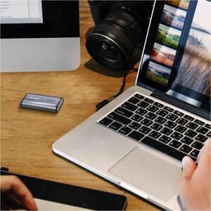 Unidad de estado sólido Pórtatil Adata SE880 AELI-SE880-4TCGY - Externo - 4TB - Gris titanio - PlayStation, Portátil, Tabl