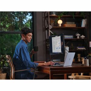 HP EliteBook 8 G1a 35.6 cm (14") Copilot+ PC Notebook - WUXGA - AMD Ryzen AI 7 350 - 32 GB - 512 GB SSD - Glacier Silver -