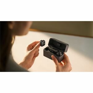 DJI Wireless Microphone System - 48 kHz Operating Frequency - 400 m Operating Range