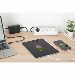 Digitus Steckdosenleiste - 3 x AC-Strom, 2 x USB Typ A, 1 x USB Typ C - 1,50 m Kabel - 16 A Stromstärke - 250 V AC Voltage
