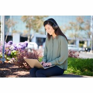 Kensington H3000 Wireless Over-the-ear, Over-the-head Stereo Headset - Black - Microsoft Teams Certification - Google Assi