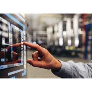 ads-tec OPC8000 OPC8015 - Core i5 i5-4400E Prozessor - 8 GB RAM - 128 GB Solid-State-Laufwerk - 39,1 cm (15,4 Zoll) 1280 x