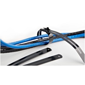 StarTech.com 9"(22cm) Metal Cable Ties, 2-1/4"(55mm) Bundle Dia. 100lb(45kg) Tensile Strength, Nylon Coated Stainless Stee
