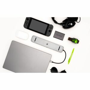 IOGEAR Dock Pro USB-C Triple HD Dock - for Tablet, Workstation, Notebook, Monitor - Charging Capability - Memory Card Read