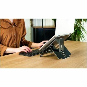 R-Go R-Go Riser Altura ajustável Sustentação do Notebook - 25,4 cm (10") para 55,9 cm (22") Suporte de ecrã - 5 kg Capacid