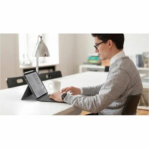 Logitech Combo Touch 键盘/机套 用于 33 cm (13") Apple 平板 - 中文 键盘 - 防刮, 耐刮擦 - 布料 Body - 285 毫米 高度 x 225.8 毫米 宽度 x 15.1 毫米 深度