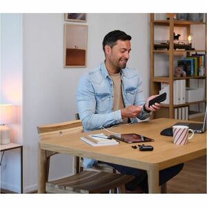 Trust Redoh Power Bank - Black - For Smartphone, Tablet PC - Lithium Ion (Li-Ion) Polymer - 10000 mAh - 18 A - 3.7 V DC Ou