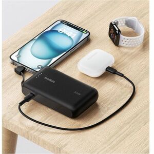 Belkin BoostCharge Power Bank - Black - For Smartphone, Tablet PC, iPad mini, iPad Pro - 2 x Type-C 20W - 10000 mAh - 20 W
