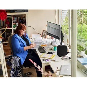 HP Elite t655 Thin Client Ryzen Embedded R2314 Quad-core (4 Core) 2.10 GHz  - AMD Chip - 8 GB RAM DDR4 SDRAM - 256 GB SSD 