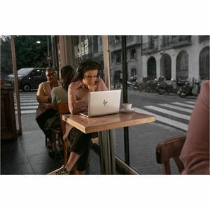 HP EliteBook 8 G1i 40.6 cm (16") Notebook - WUXGA - 60 Hz - Intel Core Ultra 7 255U - 16 GB - 512 GB SSD - Glacier Silver 