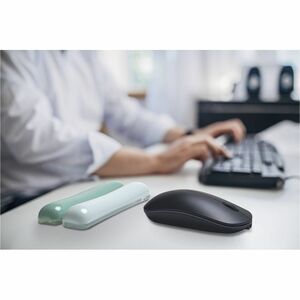 Kensington Duo Gel Wrist Rest - 0.76"" (19.30 mm) Height x 6.69"" (170 mm) Width x 3.09"" (78.50 mm) Depth - Green - Polyu