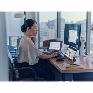 HP 514pn 14" Class WQXGA LED Monitor - 16:10 - Silver - 36.3 cm (14.3") Viewable - In-plane Switching (IPS) Black Technolo