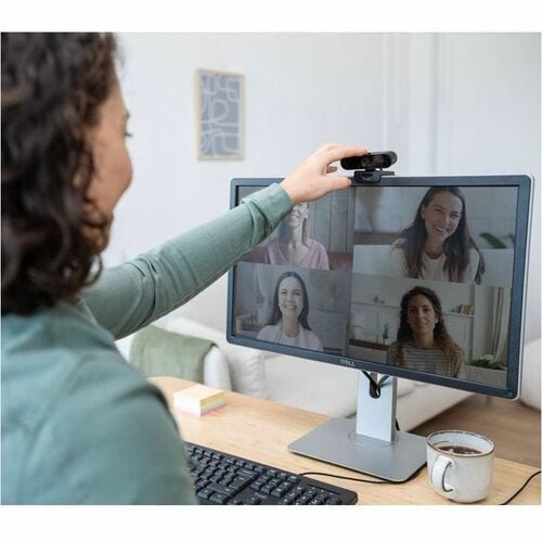 Trust TW-200 Webcam - 30 fps - Black - USB 2.0 - 1920 x 1080 Video - Fixed Focus - 84° Angle - Stand - Microphone - For No