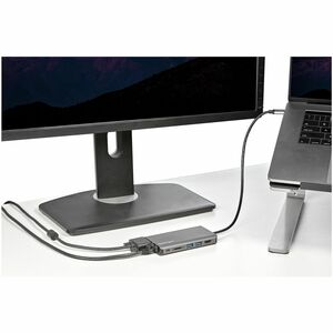 StarTech.com DKT30CHVAUSP USB-C-Multiport-Adapter - HDMI oder VGA - angeschlossenes 30-cm-Host-Kabel - 1x USB-C und 2x USB
