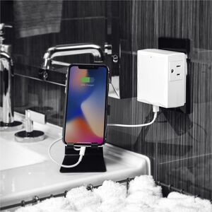 CyberPower P2WUC3 Home Office 2 - Outlet Surge Protector with 500 J Surge Suppression - Clamping Voltage 900V, NEMA 5-15P,