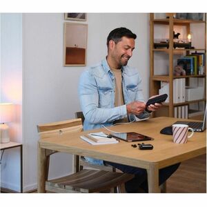 Trust Redoh Power Bank - Black - For Smartphone, Tablet PC, iPad - Lithium Ion (Li-Ion) Polymer - 20000 mAh - 18 A - 3.7 V
