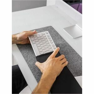 CHERRY KW 7100 MINI BT FOR MAC Keyboard - Compact - Wireless Connectivity - English (UK) - Moonlight White - SX Keyswitch 