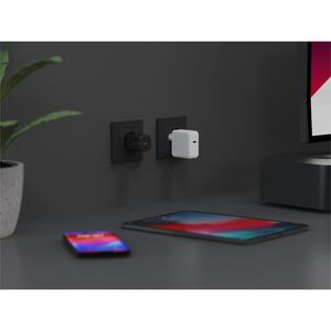 Xtorm - Chargeur secteur GaN² 35W USB-C/USB-A Power Delivery - chargeur éco-responsable noir