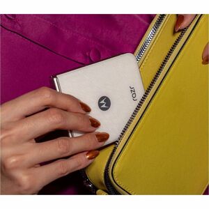 Motorola Mobility razr 60 256 GB Smartphone - 17,5 cm (6,9 Zoll) Flexibler faltbarer Bildschirm P-OLED Full HD Plus 2640 x