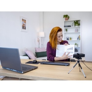 Trust Webcam - 30 fps - Black - USB 2.0 - 3840 x 2160 Video - Auto-focus - 74° Angle - Microphone - For Computer, Notebook