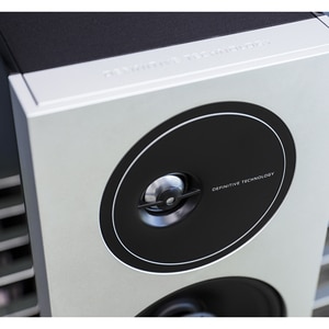 Definitive Demand D9 2-way Bookshelf Speaker - 5.25" Polypropylene Woofer - 1" Aluminum Tweeter - 44 Hz to 24 kHz - 8 Ohm 