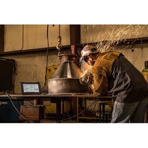 Xplore XSLATE L10 Tablet - 10.1"" - 4 GB - 4G - microSDXC Supported - 1920 x 1200 - View Anywhere Display - LTE - 2 Megapi