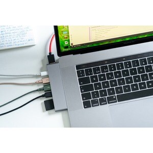 Xtorm Connect XC206 USB-Typ C Docking Station für Notebook/Tablet-PC - SD, microSD - 100 W - Tragbar - 4K - 3840 x 2160 - 