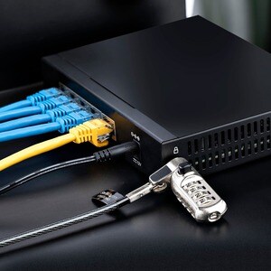 StarTech.com Unmanaged 2.5G Switch, 5 Port 2.5GBASE-T Unmanaged Ethernet Switch, Din Rail | Wall Mount, Multi-Gigabit, Aut