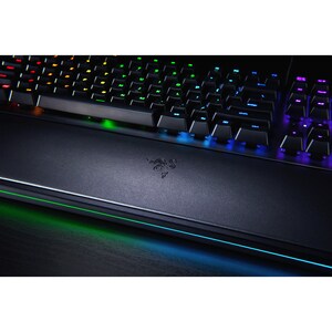 HUNTSMAN ELITE OPTO-MECHANICAL GAMING KEYBOARD