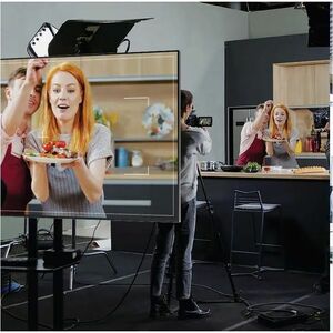 LCD Pantalla digital Signage Samsung QM65C 1651mm 4K UHD - 24 Horas/7 Días Operación - Energy Star - Vertical Alignment (V