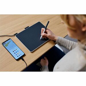 Wacom One Grafiktablett - Kabellos - Bluetooth/Wi-Fi - Stift - 1 x USB - Mac, Android, Chrom
