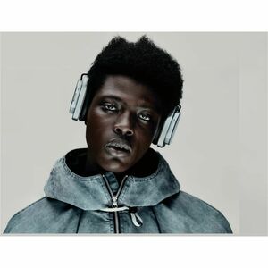 Nothing Headphone (1) Wired/Wireless Over-the-head, Over-the-ear Stereo Headset - Transparent, White - Binaural - Circumau