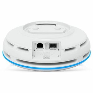 Building Bridge XG 60 GHz wireless point-to-point bridge with a 10G SFP+ uplink for maximum performance and a 5 GHz backup