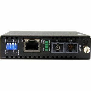 StarTech.com Gigabit Ethernet Single Mode Fiber Media Converter SC 40 km - 1000 Mbps - Supports standalone operation; or i