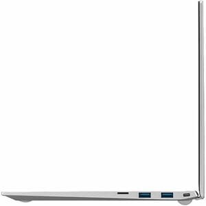 LG gram 15ZT90P-G.AX33U1 15.6" Notebook - 8 GB Total RAM - 256 GB SSD - In-plane Switching (IPS) Technology - Front Camera
