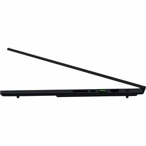 Ordinateur Portable gamer - Razer Blade 16 RZ09-05288EN3-R3E1 - Écran 40,6 cm (16") - QHD+ - 240 Hz - AMD Ryzen AI 9 365 -