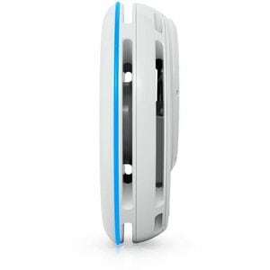 Building Bridge XG 60 GHz wireless point-to-point bridge with a 10G SFP+ uplink for maximum performance and a 5 GHz backup