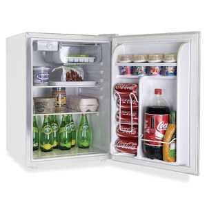 Royal Sovereign Compact Refrigerator - 73.62 L - Reversible - 110 V AC - 300 kWh per Year - White