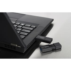 Kingston 32GB USB 3.0 DataTraveler 100 G3 - 32 GB - USB 3.0 - Black - 5 Year Warranty - 1 Each
