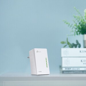 Range extender wireless TP-Link TL-WPA4220 - IEEE 802.11n - 300 Mbit/s - 300 m Range massimo in esterno - 2 x Rete (RJ-45)
