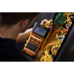 Impresora de etiqueta electrónica Brother P-touch PT-E550WVP - Transferencia térmica - 30mm/s Mono - 180 x 360 dpi - Etiqu