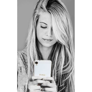 HTC Desire 10 lifestyle 32 GB Smartphone - 5.5" LCD HD 1920 x 1080 - 3 GB RAM - Android 6.0 Marshmallow - 4G - White - Bar