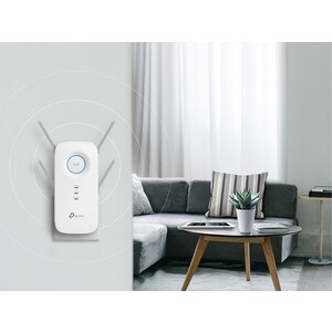 TP-Link RE650 IEEE 802.11ac 2.54 Gbit/s Wireless Range Extender - 5 GHz, 2.40 GHz - 4 x External Antenna(s) - External - M