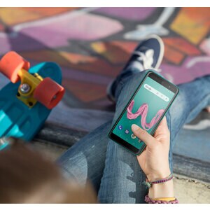 Smartphone Wiko Lenny5 16 GB - 3G - 14,5 cm (5,7") LCD HD+ 1440 x 720 - Cortex A7 - 1 GB RAM - Android Oreo (Go Edition) -