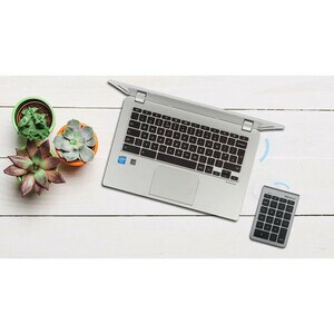 Macally 22 Key Bluetooth Numeric Keypad for Mac/PC - Wireless Connectivity - Bluetooth - 22 Key(s) - Computer - Mac OS, Wi