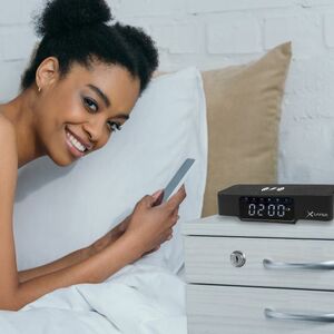 XLayer Tischuhr - Digital - LCD - Schwarz - Lautsprecher, Mikrofon - Modern Style