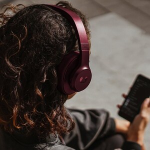 Fresh 'n Rebel Clam 3HP300RR Kabel/Kabellos Kopfbügel Stereo Headset - Rubinrot - Binaural - Ohrumschließend - Bluetooth -