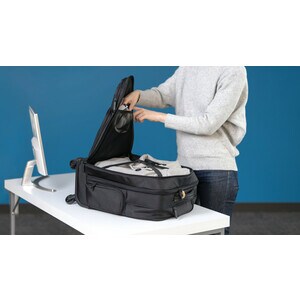 Kensington Contour 2.0 Carrying Case (Roller) for 43.2 cm (17") Notebook - Puncture Resistant, Drop Resistant, Water Resis