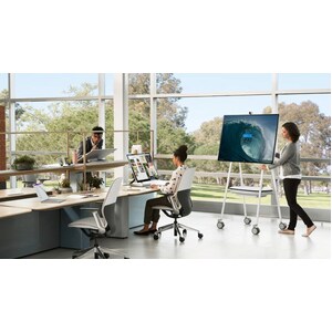 Steelcase Roam Mobile Stand For Microsoft Surface Hub 2 - 166.1 cm Height x 67.3 cm Width x 77.2 cm Depth - Arctic White