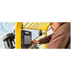 Xplore XPAD L10 Tablet - 10.1"" - 4 GB - 64 GB SSD - 4G - microSDXC Supported - 1920 x 1200 - View Anywhere Display - LTE 